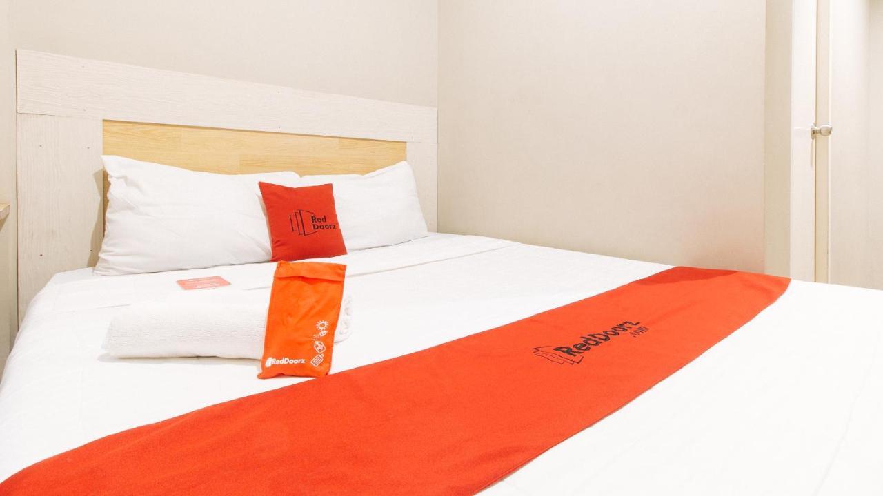 Reddoorz Plus Near Osmena Highway 2 Manila Exteriör bild