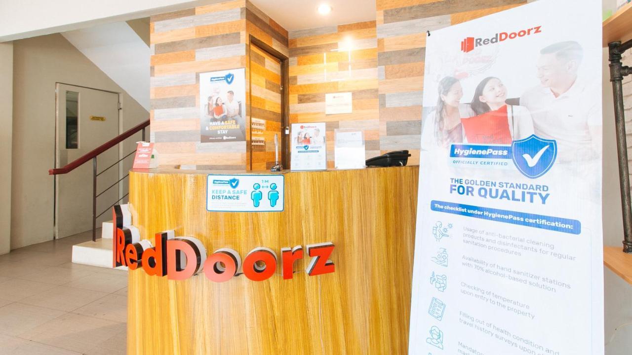 Reddoorz Plus Near Osmena Highway 2 Manila Exteriör bild