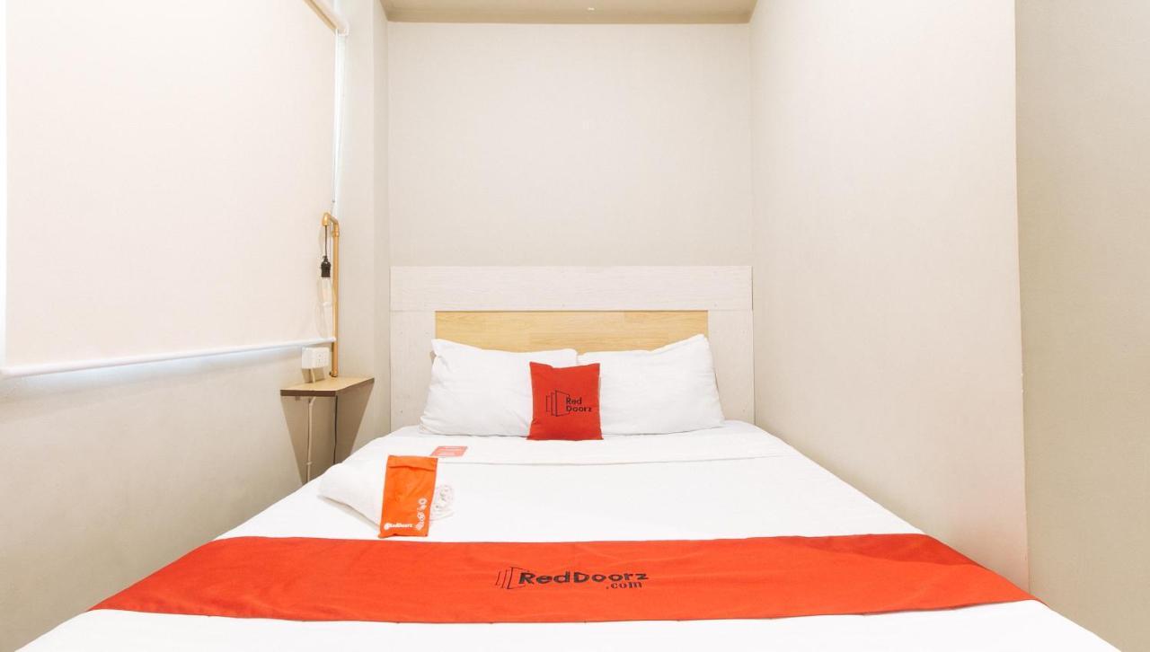 Reddoorz Plus Near Osmena Highway 2 Manila Exteriör bild