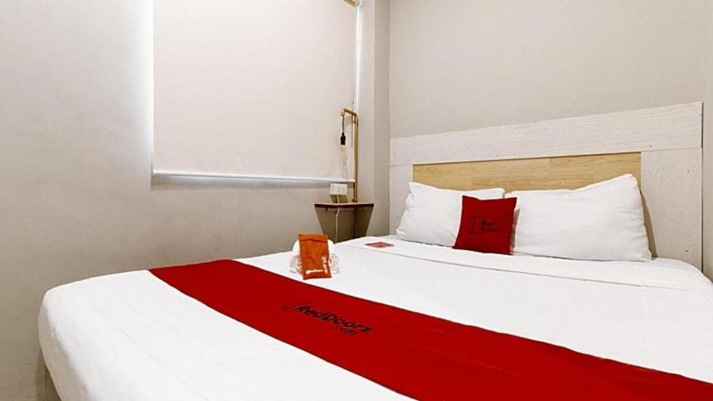 Reddoorz Plus Near Osmena Highway 2 Manila Exteriör bild