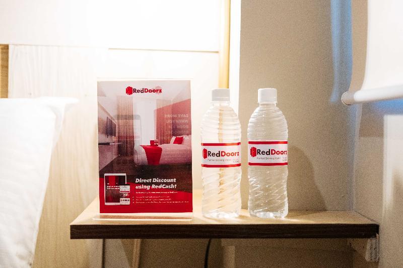 Reddoorz Plus Near Osmena Highway 2 Manila Exteriör bild